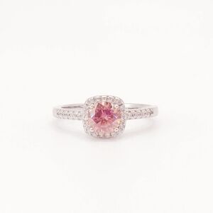 1 carat pink moissanite ring